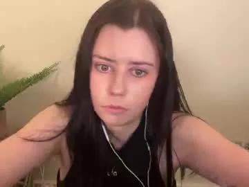 essenalaurent from Chaturbate