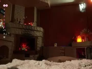evelinemeyer from Chaturbate