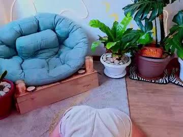 evelyn_chelle from Chaturbate