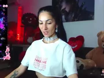 evelynaisha from Chaturbate