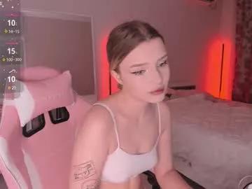 eweline_more from Chaturbate