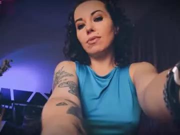 feetfundoll from Chaturbate