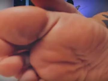 feetfundoll from Chaturbate