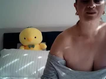 gabby_stone32 from Chaturbate