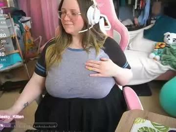 geeky_kitten from Chaturbate