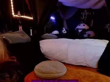 gigglemethis22 from Chaturbate