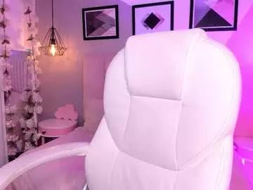 gigi_strawberry from Chaturbate