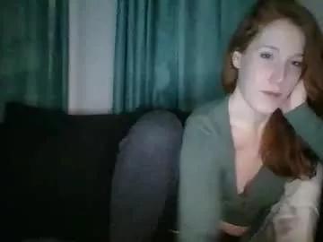 gingersnaplovexo from Chaturbate