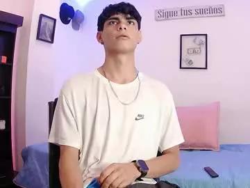 harrythomson1 from Chaturbate