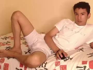 harrytwink18 from Chaturbate