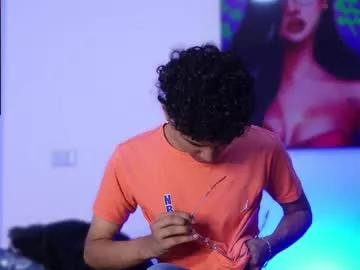 harrytwink18 from Chaturbate