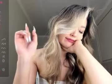 hee_nomy from Chaturbate