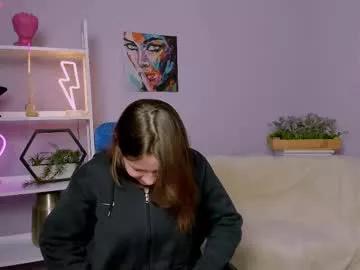 helli_belli from Chaturbate