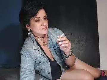 hellocleo40 from Chaturbate