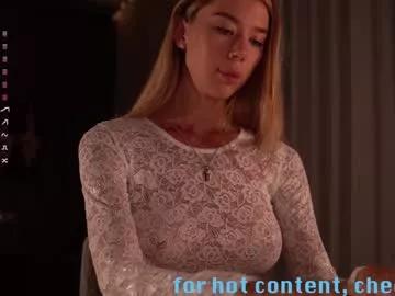 heyhorny_cb from Chaturbate