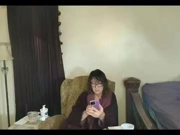 hidden_gold_milf from Chaturbate