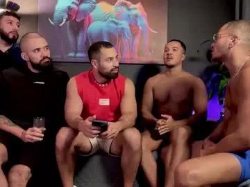 highlatin_guys from Chaturbate