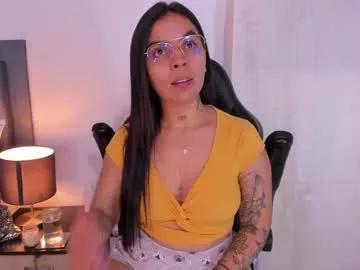hillary_jones from Chaturbate