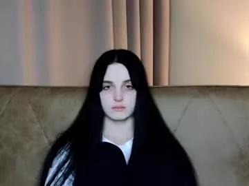 holliscoupea from Chaturbate