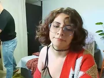 holly_and_honey_69 from Chaturbate