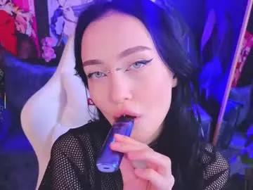 holly_berryy_ from Chaturbate
