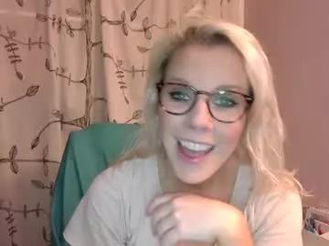 holly_bourbon from Chaturbate