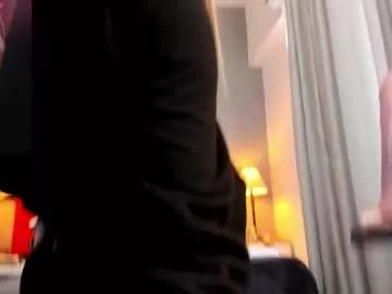 holly_madison_ from Chaturbate