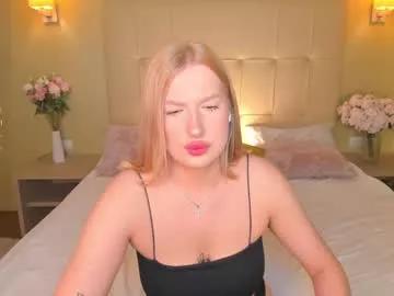 hollyylee from Chaturbate