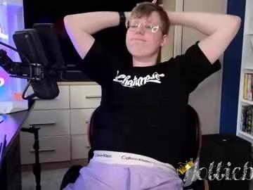 hottiebb95 from Chaturbate