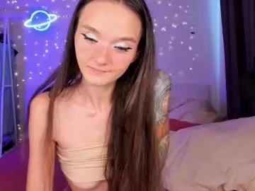 hottiesteverly from Chaturbate