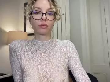 hottymilana from Chaturbate