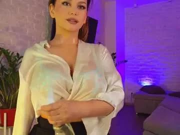 i_n_d_i_c_a from Chaturbate