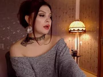 iliveinparadise from Chaturbate