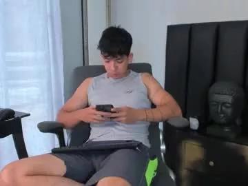 isaac_cryston from Chaturbate