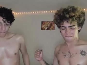 isidroglasc from Chaturbate