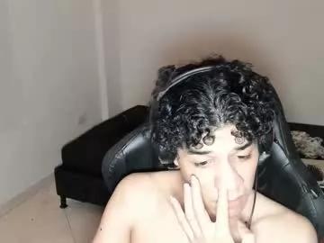 isidroglasc from Chaturbate