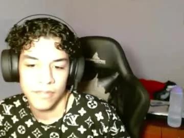 isidroglasc from Chaturbate