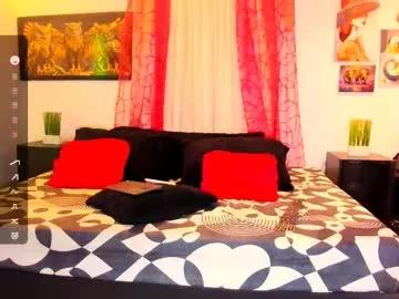 issabella_davinci from Chaturbate