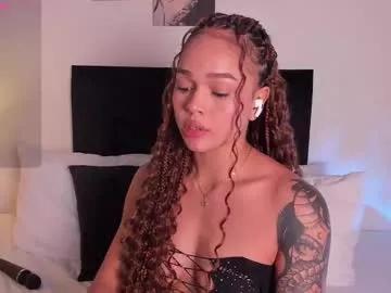 izzy_vega from Chaturbate