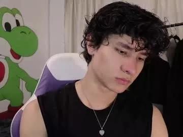 j_u_p_i_t_e_r from Chaturbate