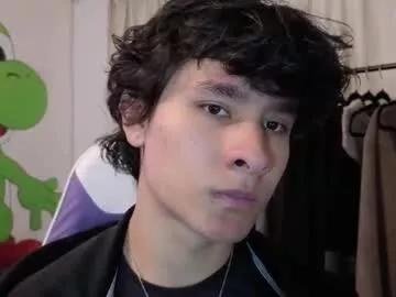 j_u_p_i_t_e_r from Chaturbate