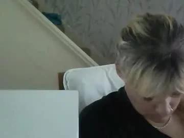 jakkilouise from Chaturbate