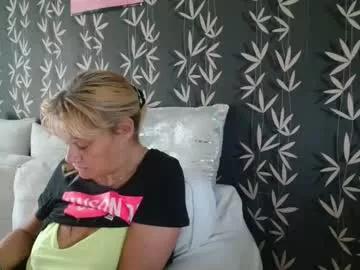 jakkilouise from Chaturbate