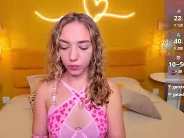 jessie_curlyy from Chaturbate