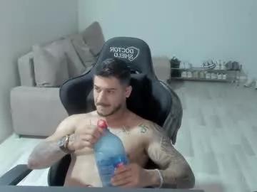 jonnyporn1 from Chaturbate