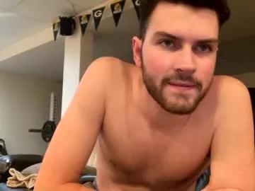 jonnyy2420 from Chaturbate