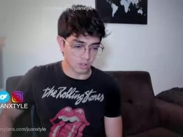 Photos of juancamroom from Chaturbate is Freechat