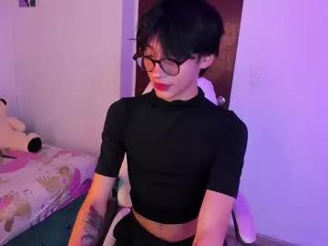 juuli_ross_ from Chaturbate