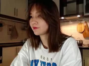 kelly_yon from Chaturbate