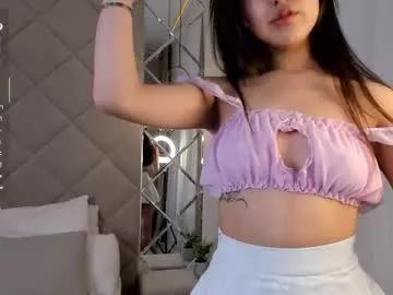 kellyy_bern from Chaturbate